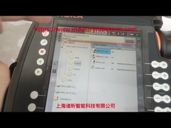 Come fa il robot KUKA ad accendere la modalità operativa per proteggere i segnali di sicurezza