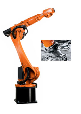 KR 12 KUKA Robot selezionano e imballano prodotti riducendo le operazioni manuali