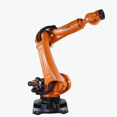 KR 210 R2700 Extra Potenziare il processo produttivo con la nostra cella di robot industriale